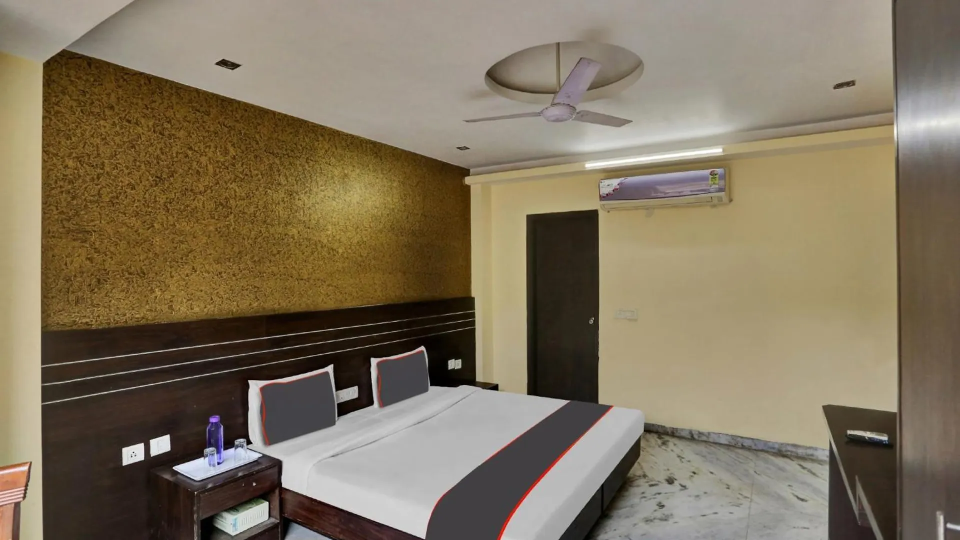 Hotel Platinum Sqs Key Gurgaon